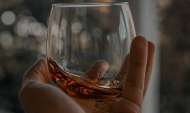 Ce este whisky-ul neat? Aflați totul în acest articol